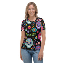 Cargar imagen en el visor de la galería, Floral Skull Black Seastorm Apparel Women's T-shirt