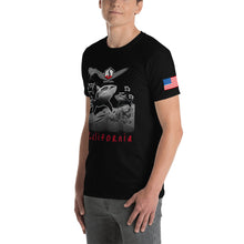 Carregar imagem no visualizador da galeria, California Shark Short-Sleeve Unisex T-Shirt