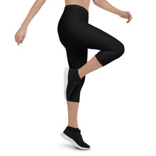 Load image into Gallery viewer, Black Capri Leggings