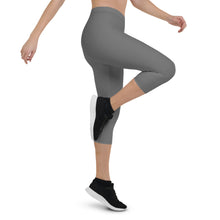 Load image into Gallery viewer, Gray Capri Leggings