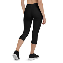 Load image into Gallery viewer, Black Capri Leggings