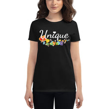 Carregar imagem no visualizador da galeria, Unique Women&#39;s short sleeve t-shirt
